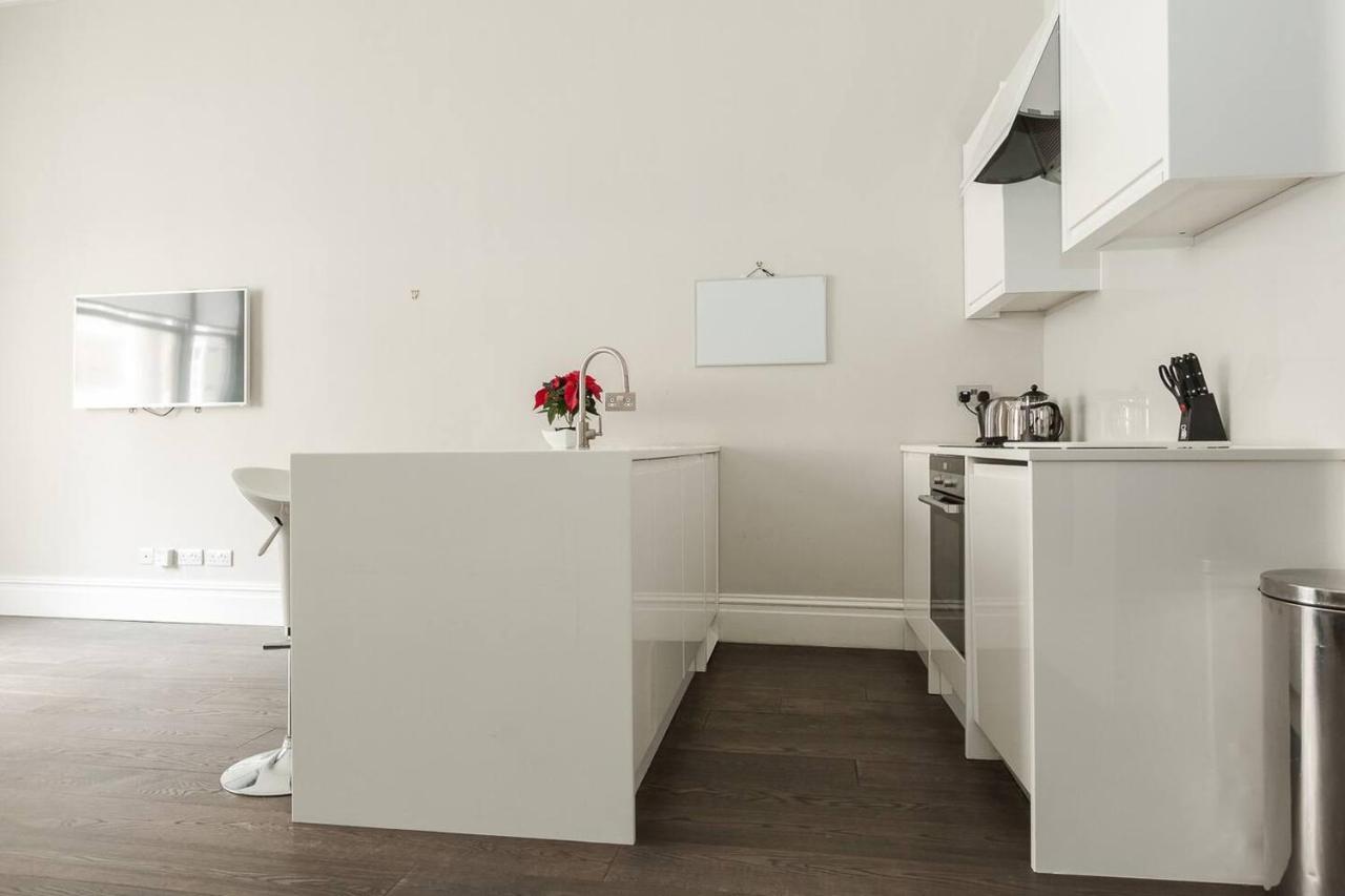 Modern 1Br Period Property In Kensington 런던 외부 사진